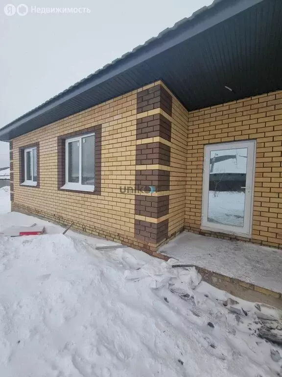 Дом в Октябрьский, улица Худякова (600 м) - Фото 1