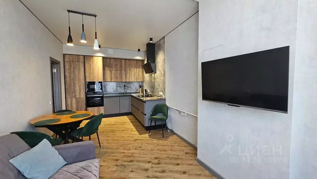 1-к кв. Краснодарский край, Геленджик Крымская ул., 22к9 (50.0 м) - Фото 1