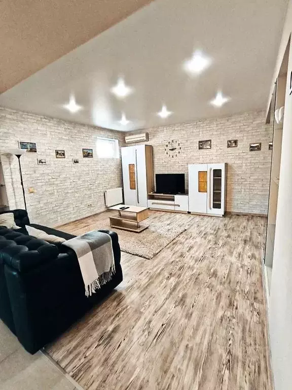 2-к кв. Севастополь Пилот садоводческое товарищество, 18 (65.0 м) - Фото 1