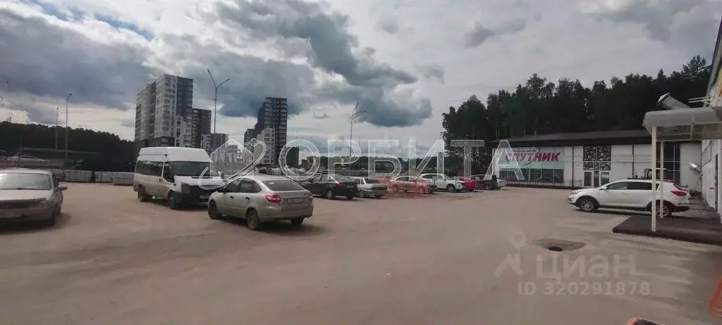 Торговая площадь в Тюменская область, Тюмень ул. Московский Тракт, 170 ... - Фото 1