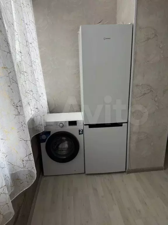 1-к. квартира, 35 м, 1/6 эт. - Фото 1