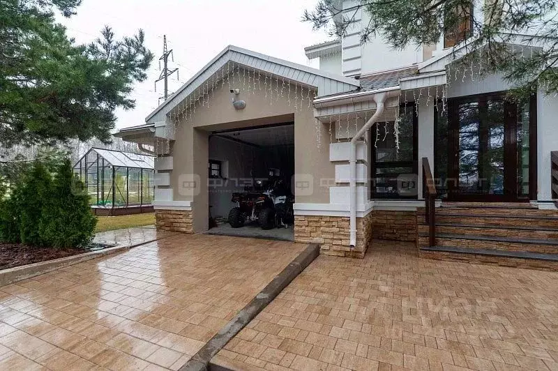 Дом в Татарстан, Казань ул. Рудольфа Нуреева, 63 (243 м) - Фото 2