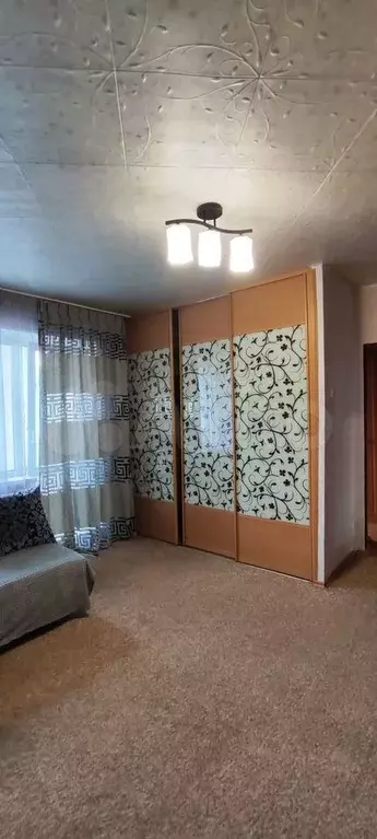 1-к. квартира, 38 м, 4/9 эт. - Фото 1