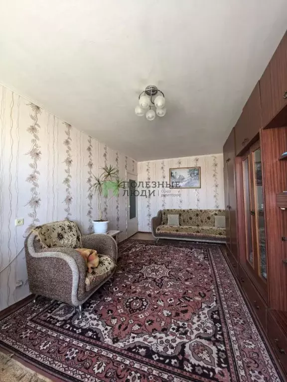 3-к кв. Курганская область, Курган Заозерный жилрайон, 6-й мкр, 15 ... - Фото 2