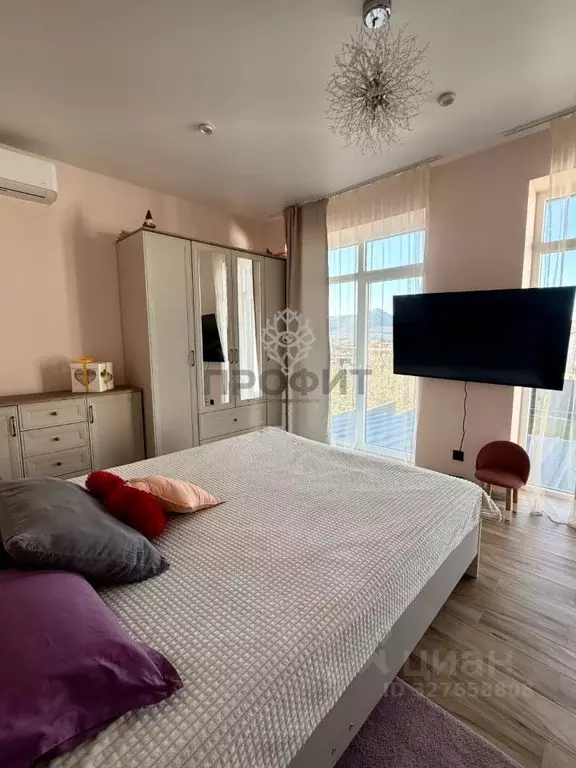 Дом в Севастополь с. Орлиное, пер. Дорожный, 2 (100 м) - Фото 1