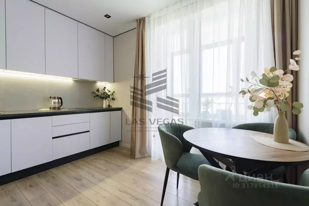2-к кв. Татарстан, Казань ул. Мансура Хасанова, 13А (51.8 м) - Фото 1