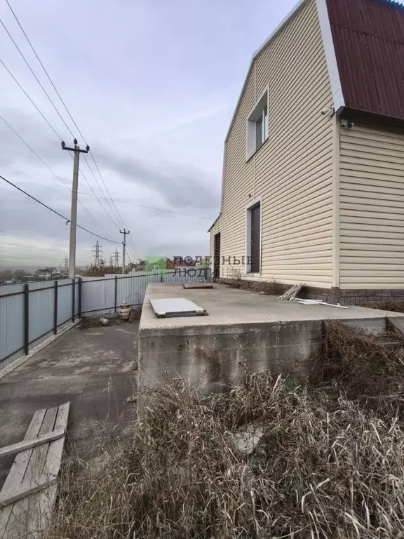 Дом в Красноярский край, Красноярск городской округ, пос. Солонцы, ... - Фото 2