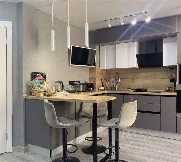 2-к кв. Тюменская область, Тюмень Мелиораторов мкр, ул. Голышева, 2к1 ... - Фото 1