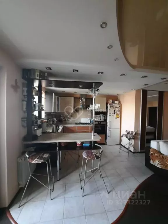 3-к кв. Волгоградская область, Волгоград ул. 39-й Гвардейской Дивизии, ... - Фото 1