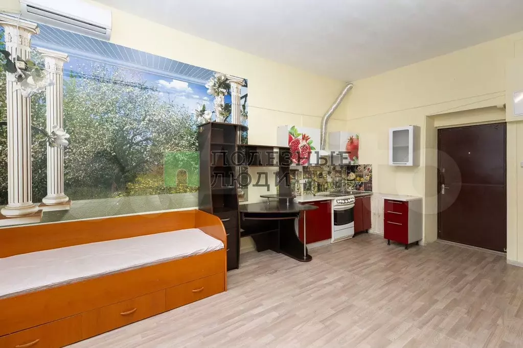Комната 18 м в 1-к., 1/5 эт. - Фото 0
