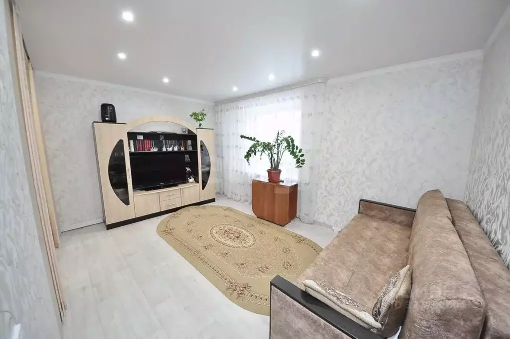 1-к кв. Башкортостан, Салават бул. Космонавтов, 30 (36.6 м) - Фото 1