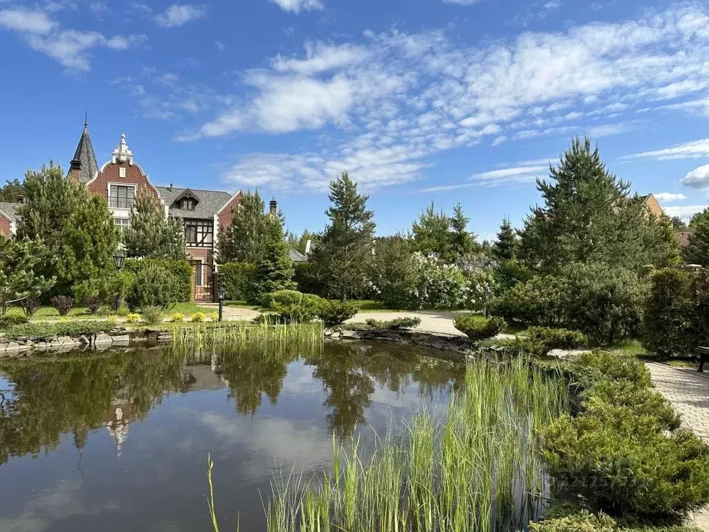 Коттедж в Ленинградская область, Всеволожский район, Бугровское ... - Фото 1