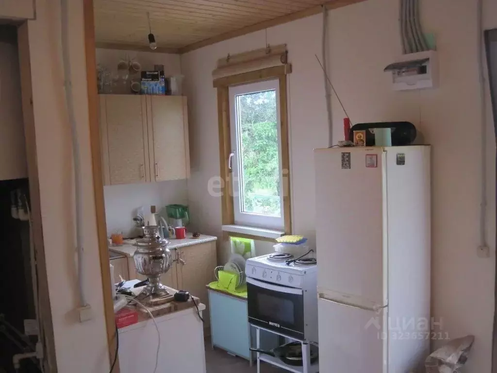 Дом в Воронежская область, Верхнехавский район, Малоприваловское ... - Фото 1