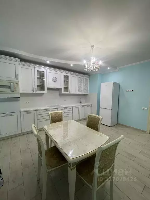 3-к кв. Московская область, Красногорск Заводская ул., 18к2 (105.0 м) - Фото 0