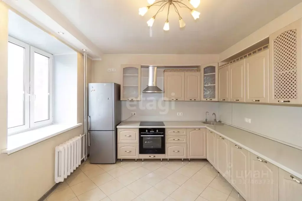 3-к кв. Тюменская область, Тюмень ул. Карла Маркса, 8 (93.5 м) - Фото 1