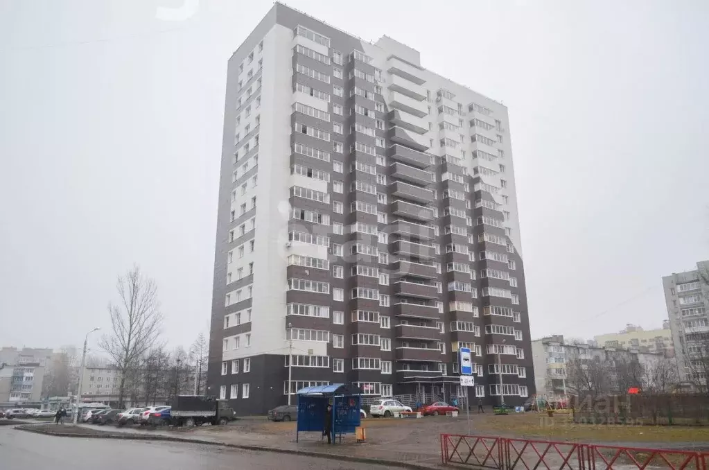 2-к кв. Ярославская область, Ярославль ул. 8 Марта, 17А (65.4 м) - Фото 1