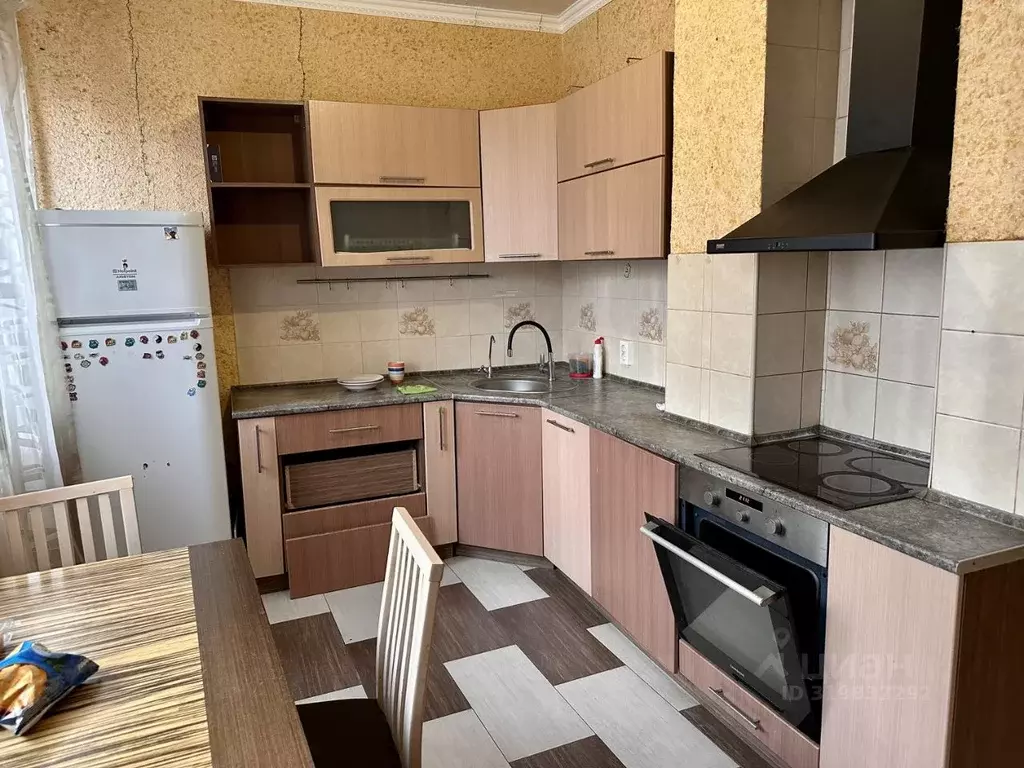 1-к кв. Тюменская область, Тюмень ул. Василия Гольцова, 9 (43.8 м) - Фото 0