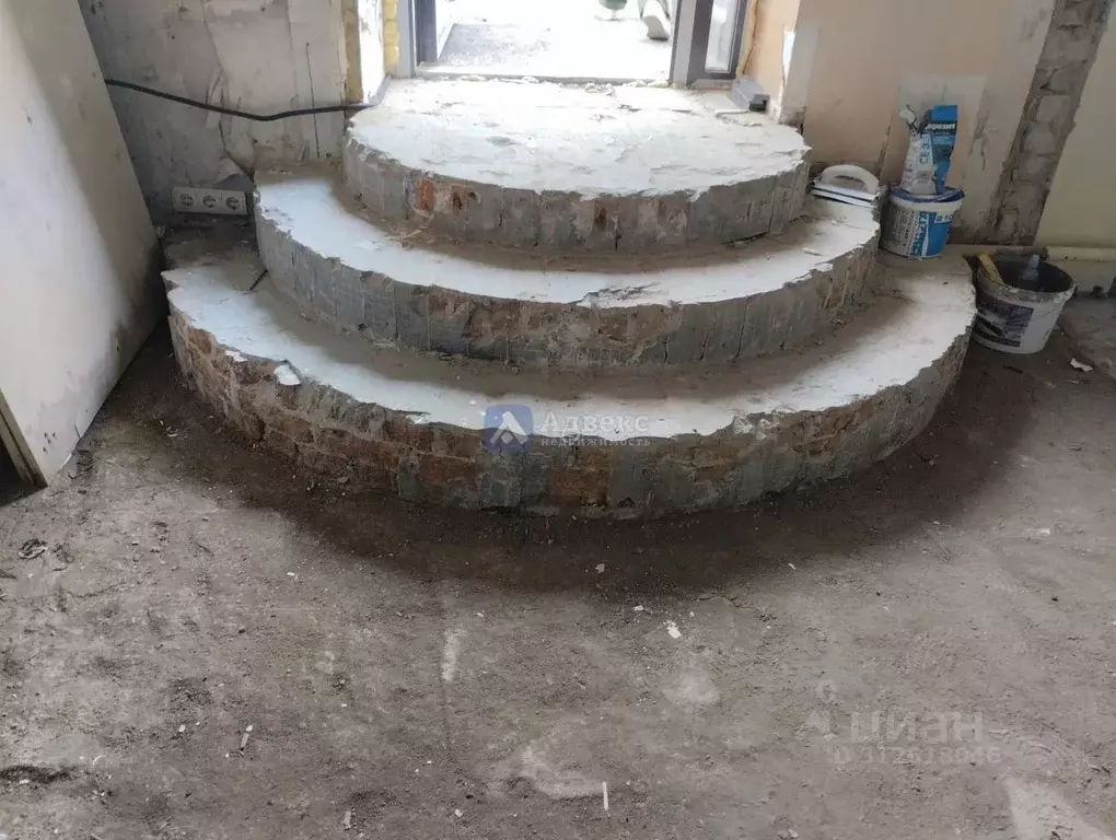 Помещение свободного назначения в Тюменская область, Тюмень ул. ... - Фото 1