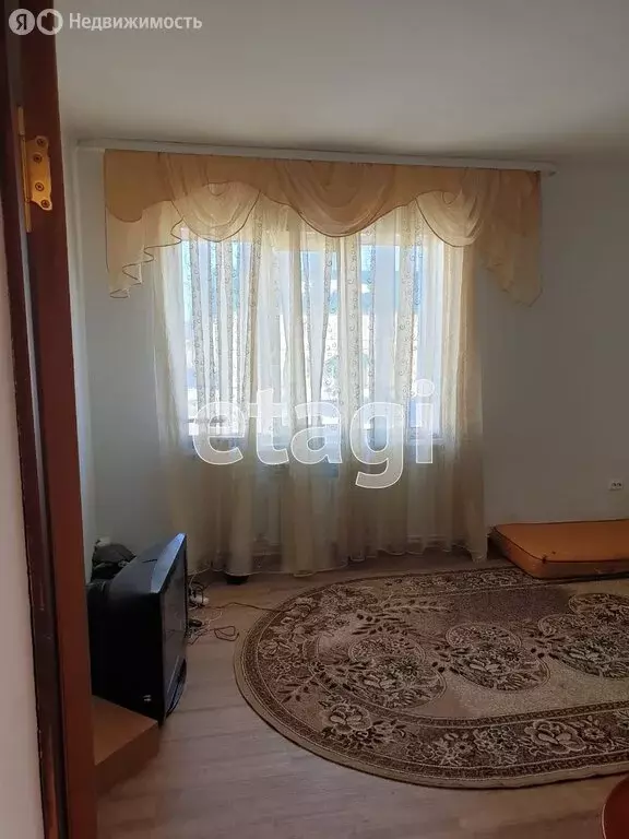 2-комнатная квартира: Макаровский городской округ, село Поречье, ... - Фото 2