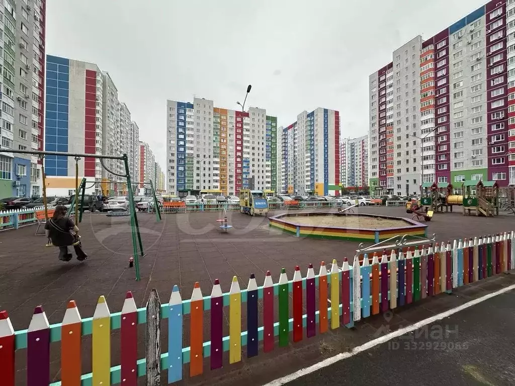 3-к кв. Тюменская область, Тюмень Ново-Патрушево мкр,  (86.8 м) - Фото 1