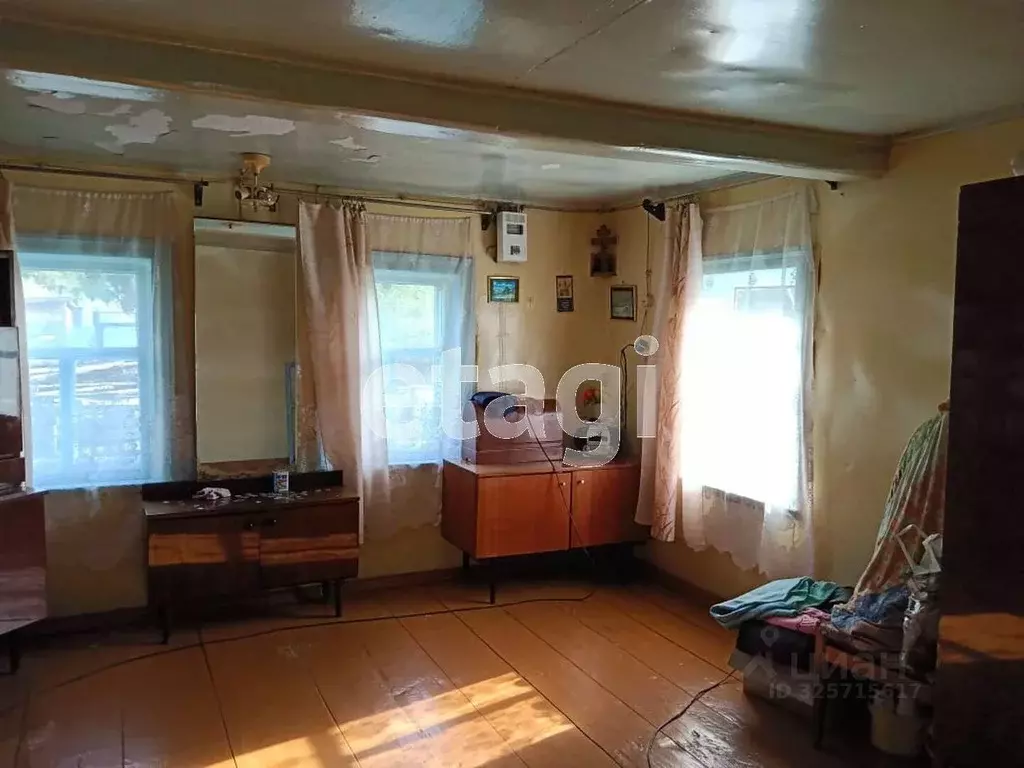 Дом в Свердловская область, Тугулымский муниципальный округ, пос. ... - Фото 1