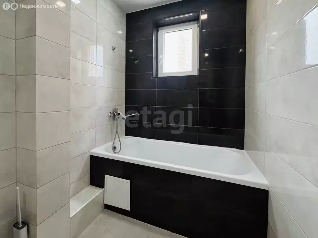 1-комнатная квартира: Калининград, улица Генерала Буткова, 20к1 (45 м) - Фото 1