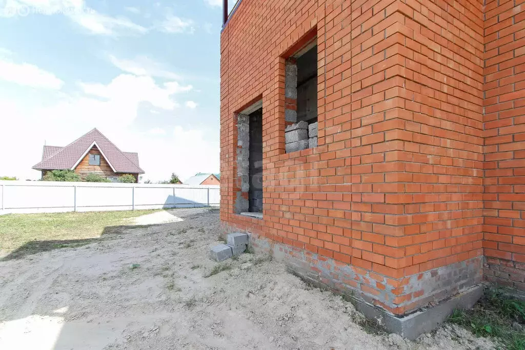 Дом в Кулаково, Туринская улица (220 м) - Фото 1