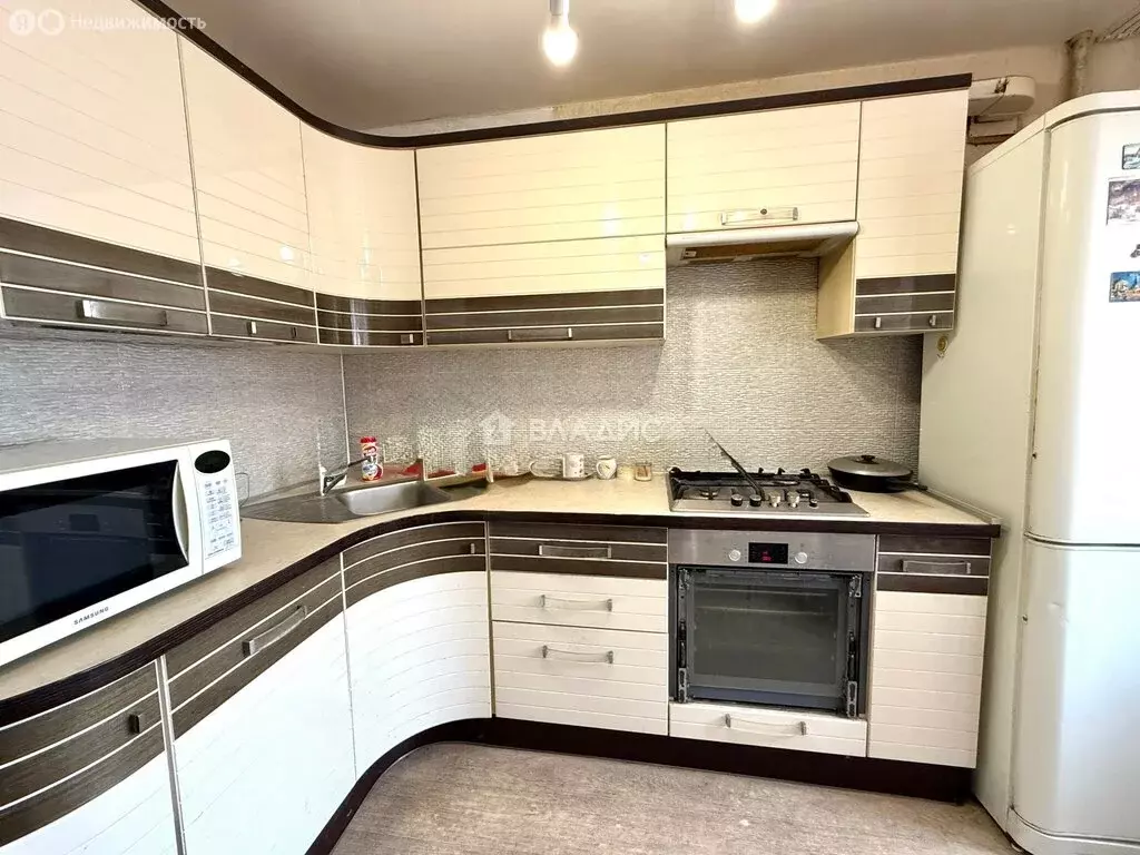 4-комнатная квартира: Пенза, улица 8 Марта, 27А (80.8 м) - Фото 1