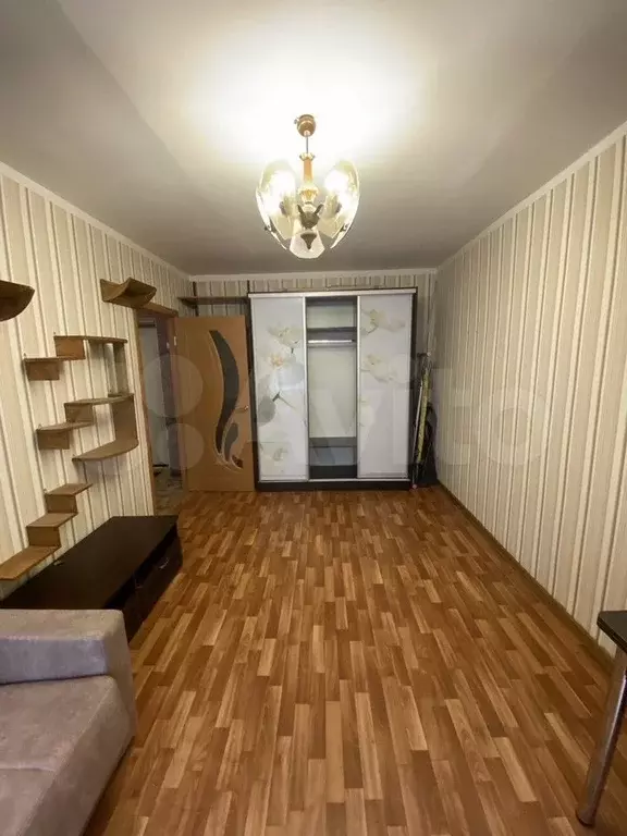 1-к. квартира, 35 м, 1/5 эт. - Фото 0
