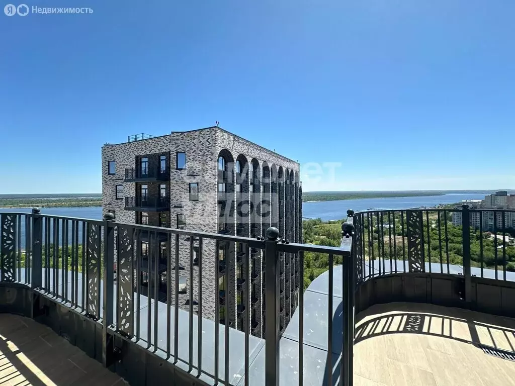 3-комнатная квартира: Волгоград, Майкопская улица, 5 (100 м) - Фото 1
