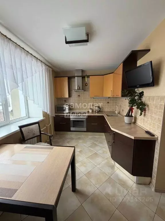 2-к кв. Марий Эл, Йошкар-Ола Первомайская ул., 166 (72.0 м) - Фото 0