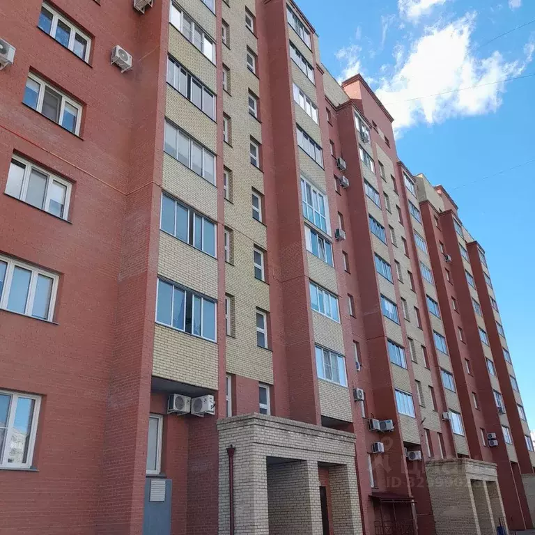 2-к кв. Омская область, Омск просп. Комарова, 14 (61.9 м) - Фото 1