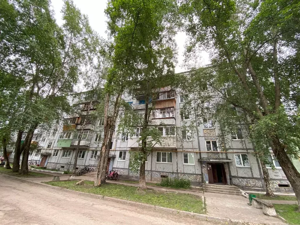 1-к кв. Коми, Сыктывкар просп. Бумажников, 23 (31.1 м) - Фото 0