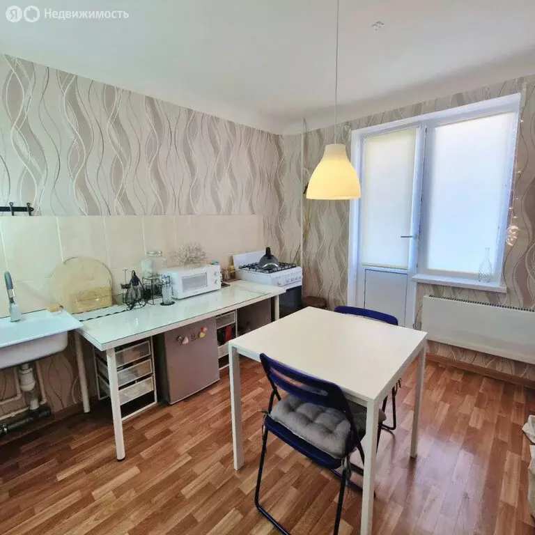 1-комнатная квартира: Волжский, улица имени Генерала Карбышева, 110 ... - Фото 1