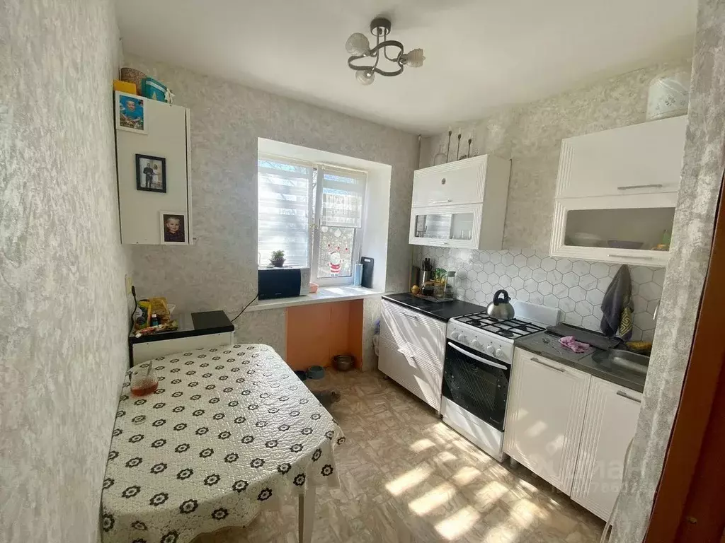 2-к кв. Ленинградская область, Бокситогорск Заводская ул., 6А (425.0 ... - Фото 0