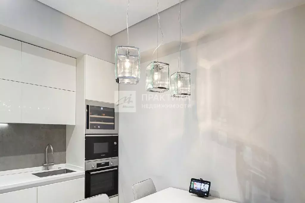 Продается 3-комнатная квартира - Фото 2