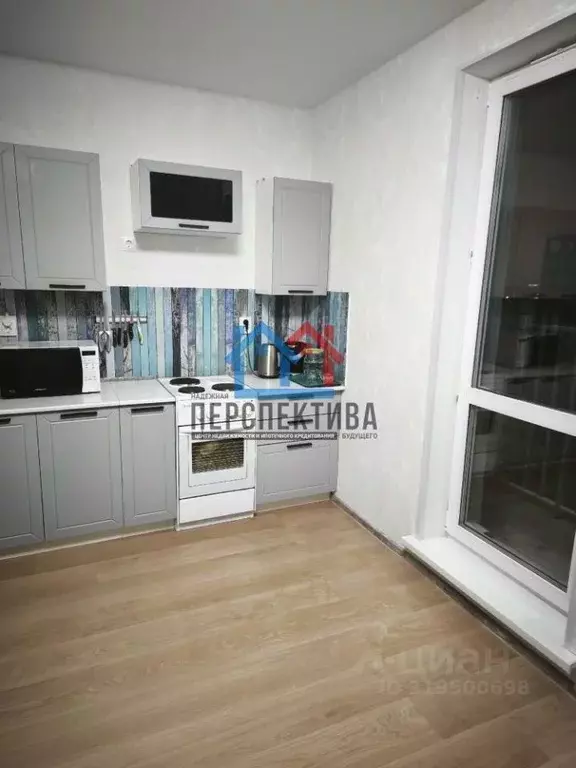 3-к кв. Тюменская область, Тобольск ул. Радищева (75.9 м) - Фото 1