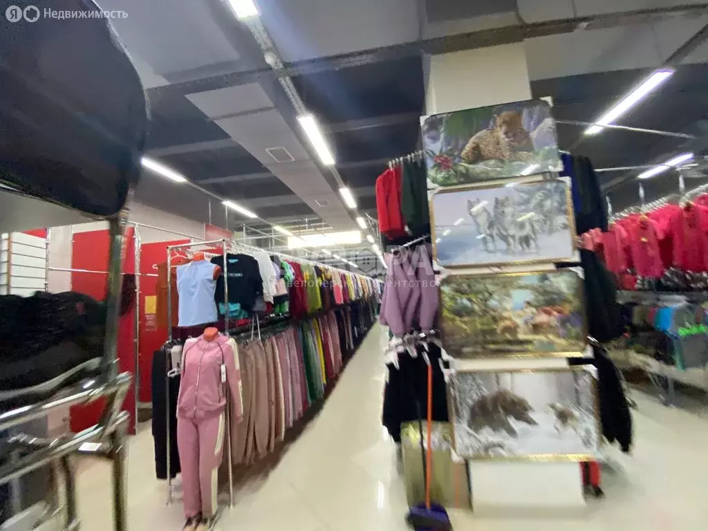 Торговая площадь (200 м) - Фото 1