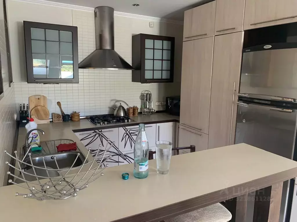 3-к кв. Калининградская область, Светлогорск ул. 8 Марта, 2 (100.0 м) - Фото 1