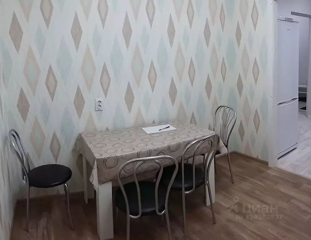 3-к кв. Крым, Симферополь ул. Балаклавская, 105 (70.0 м) - Фото 2