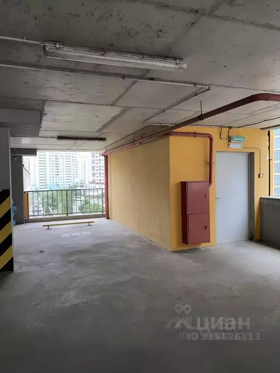 Гараж в Московская область, Красногорск бул. Красногорский, 48с1 (18 ... - Фото 1