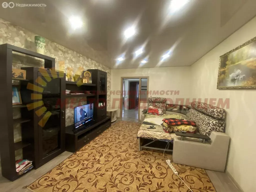 3-комнатная квартира: Старощербиновская, улица Шевченко, 90 (63.9 м) - Фото 2