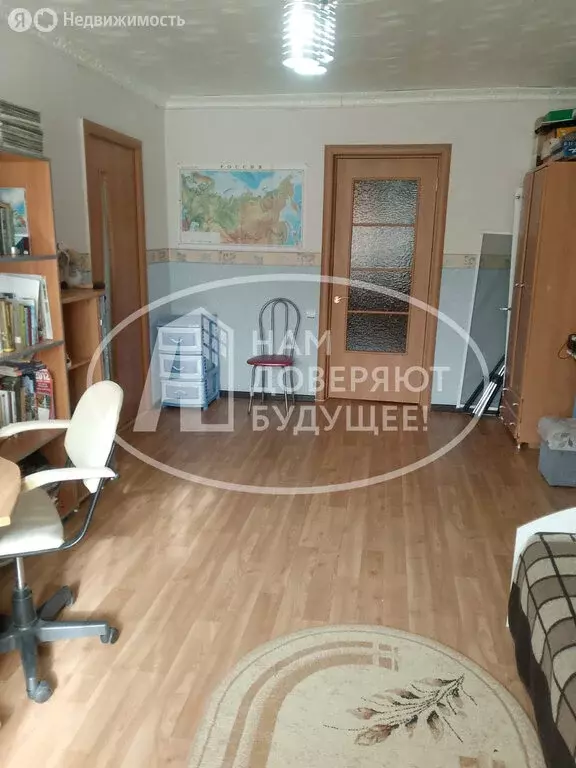 3-комнатная квартира: Губаха, Октябрьский проспект, 16 (64.7 м) - Фото 2