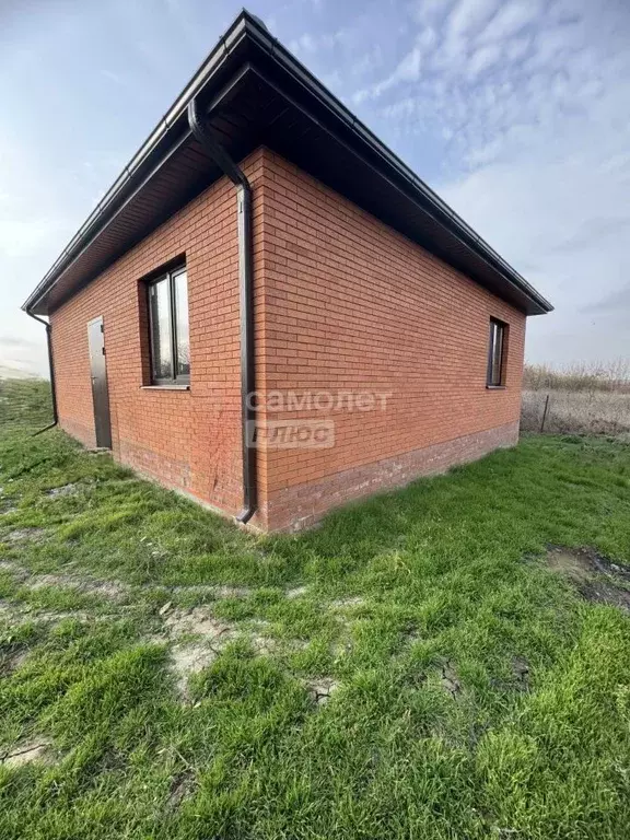 Дом в Краснодарский край, Кореновский район, Платнировское с/пос, ... - Фото 1