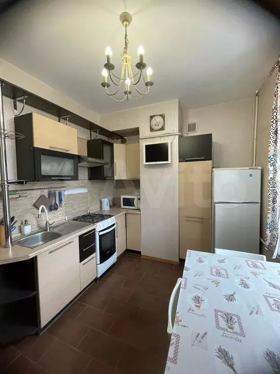 3-к. квартира, 60 м, 2/5 эт. - Фото 1