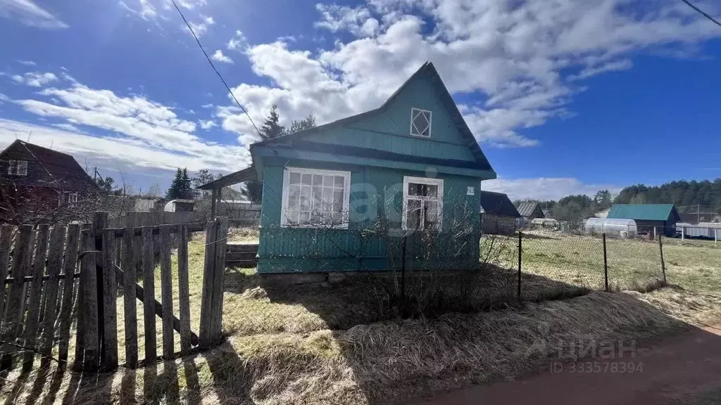 Дом в Ленинградская область, Киришский район, Будогощь пгт, Ракитино ... - Фото 1