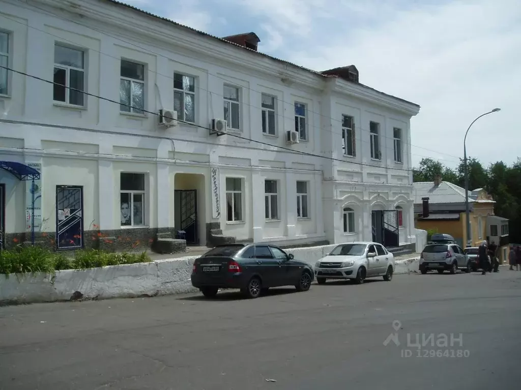 Помещение свободного назначения в Саратовская область, Вольск пл. ... - Фото 1