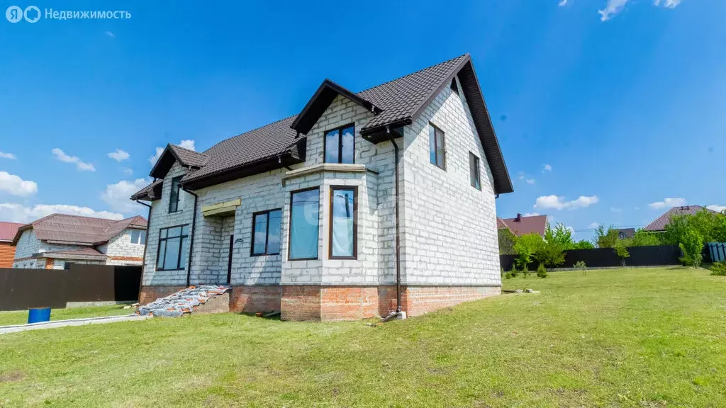 Дом в село Никольское, улица Механизаторов (242 м) - Фото 2