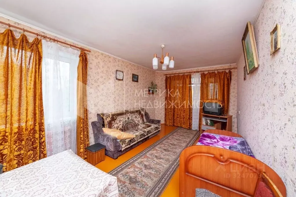 3-к кв. Тюменская область, Тюмень Одесская ул., 22 (63.0 м) - Фото 1