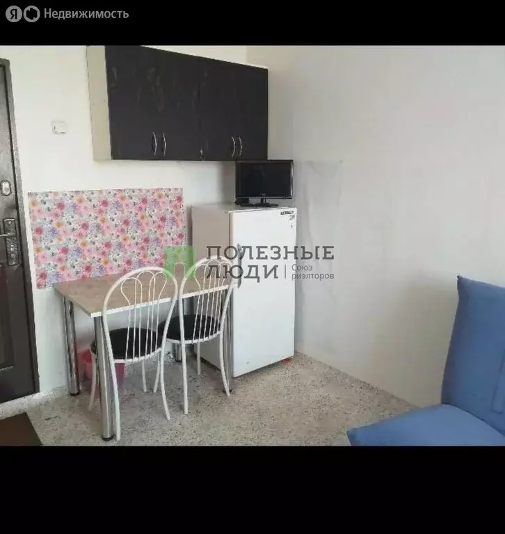 Квартира-студия: Красноярск, улица 26 Бакинских Комиссаров, 9 (11.8 м) - Фото 2